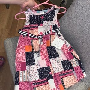 Sleeveless girls dress